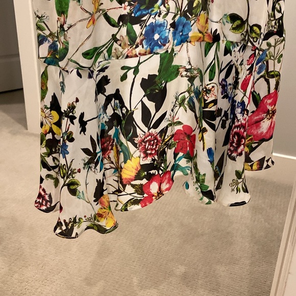 NWT Parker ruffled sleeve floral maxi dress.  Size XS. - Picture 5 of 8